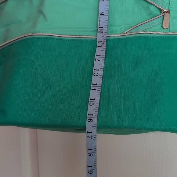 🆕 Tupperware®️ Expandable Tote - Picture 3 of 9